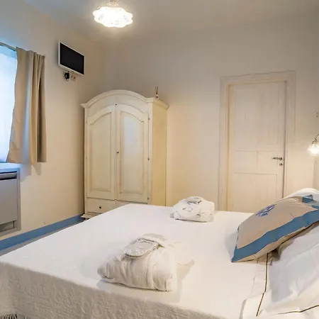 Trullitria Guest house